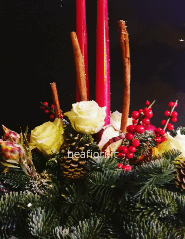 Centrotavola natalizio tendenza rosso