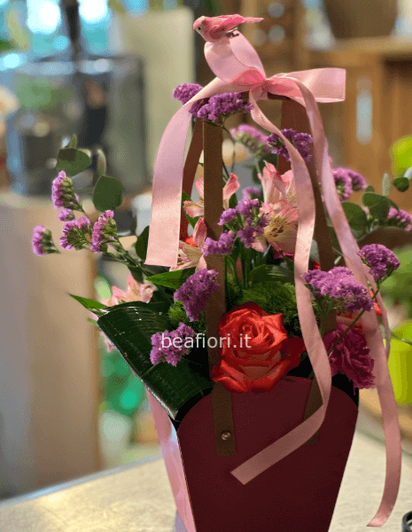 Borsa fiorita