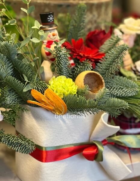 Torta floreale natalizia